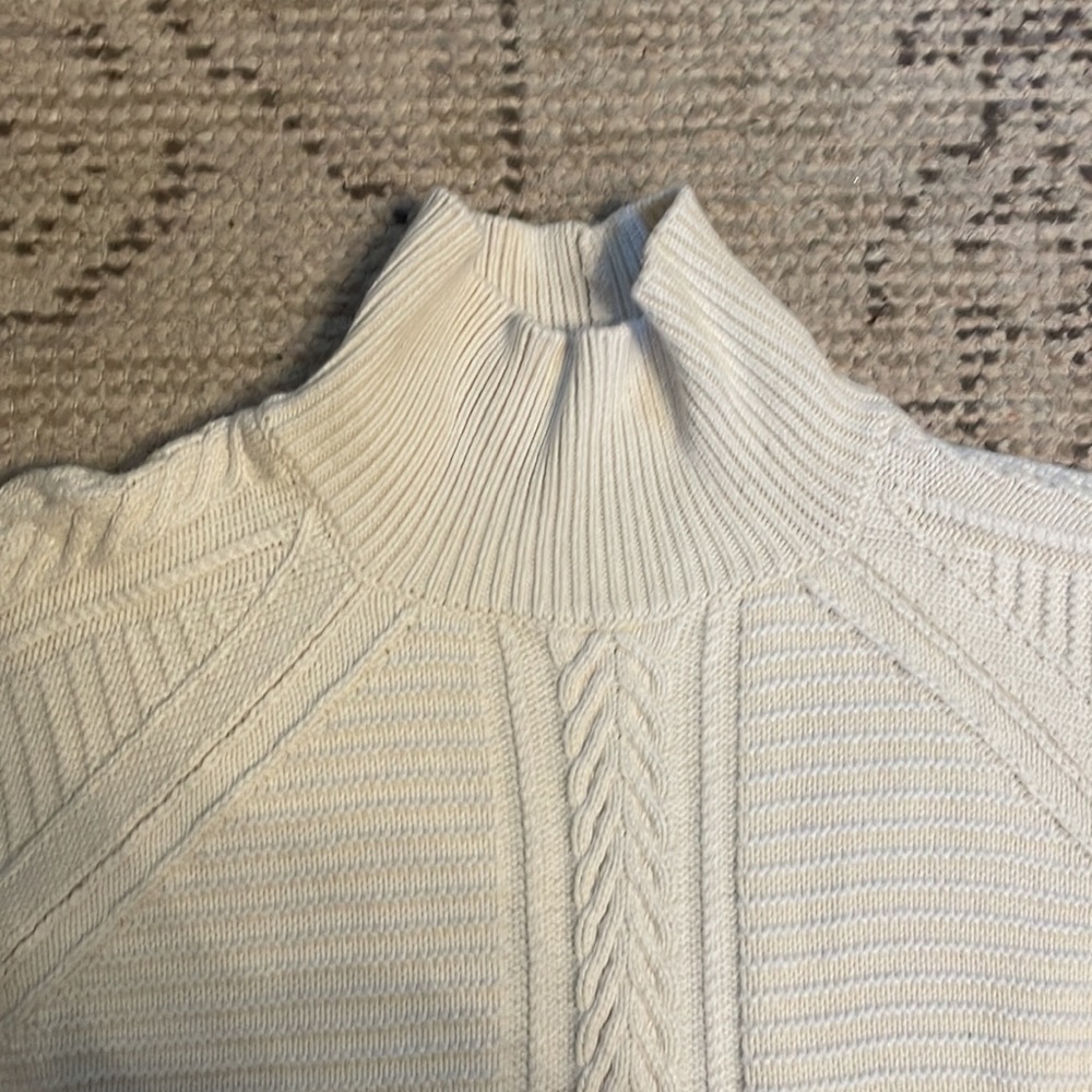 White Cable Knit Sweater from Banana Republic - Picture 3 of 6